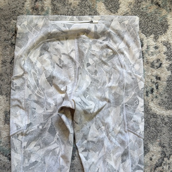 Lululemon Speed Up Tight *28" - Picture 6 of 10